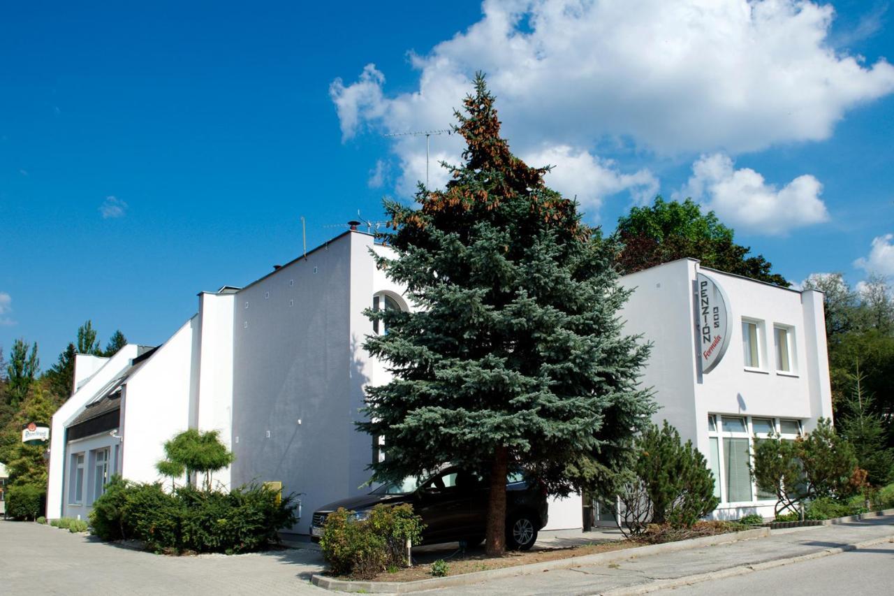 Penzion Formula Trenčín Dış mekan fotoğraf